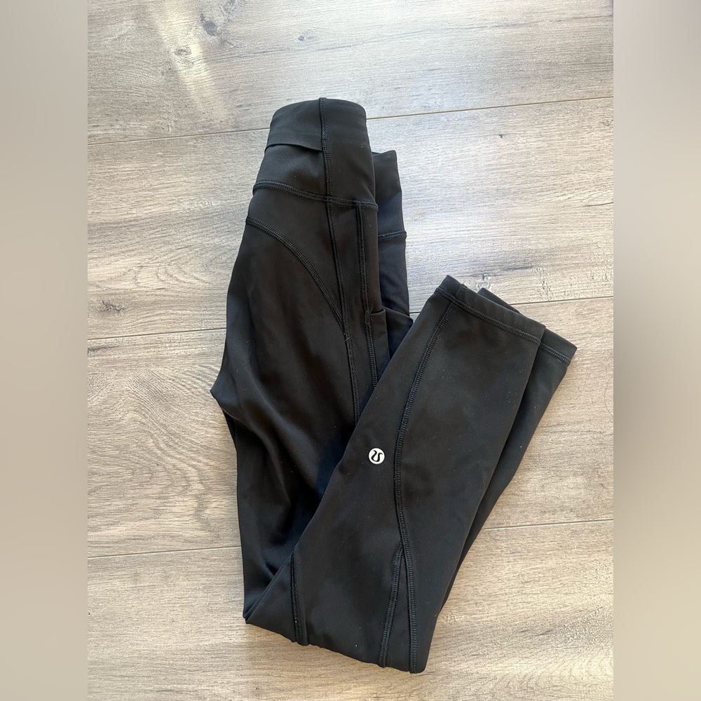 Black Lululemon 7/8 Align leggings